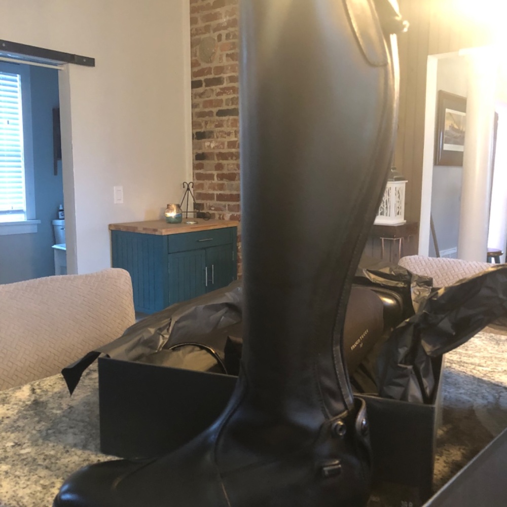 Tucci Marilyn Tall Boots Size 39 B - Picture 7 of 9